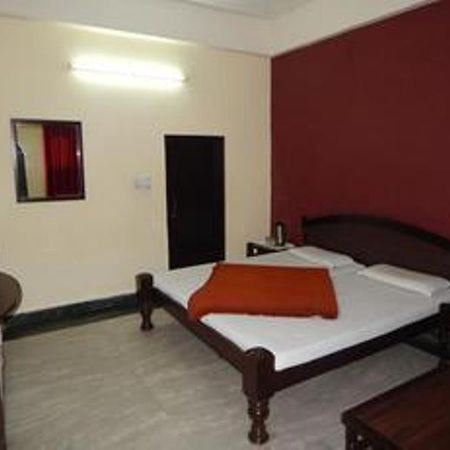 Hotel Chitra Heritage Haridwār Exterior foto